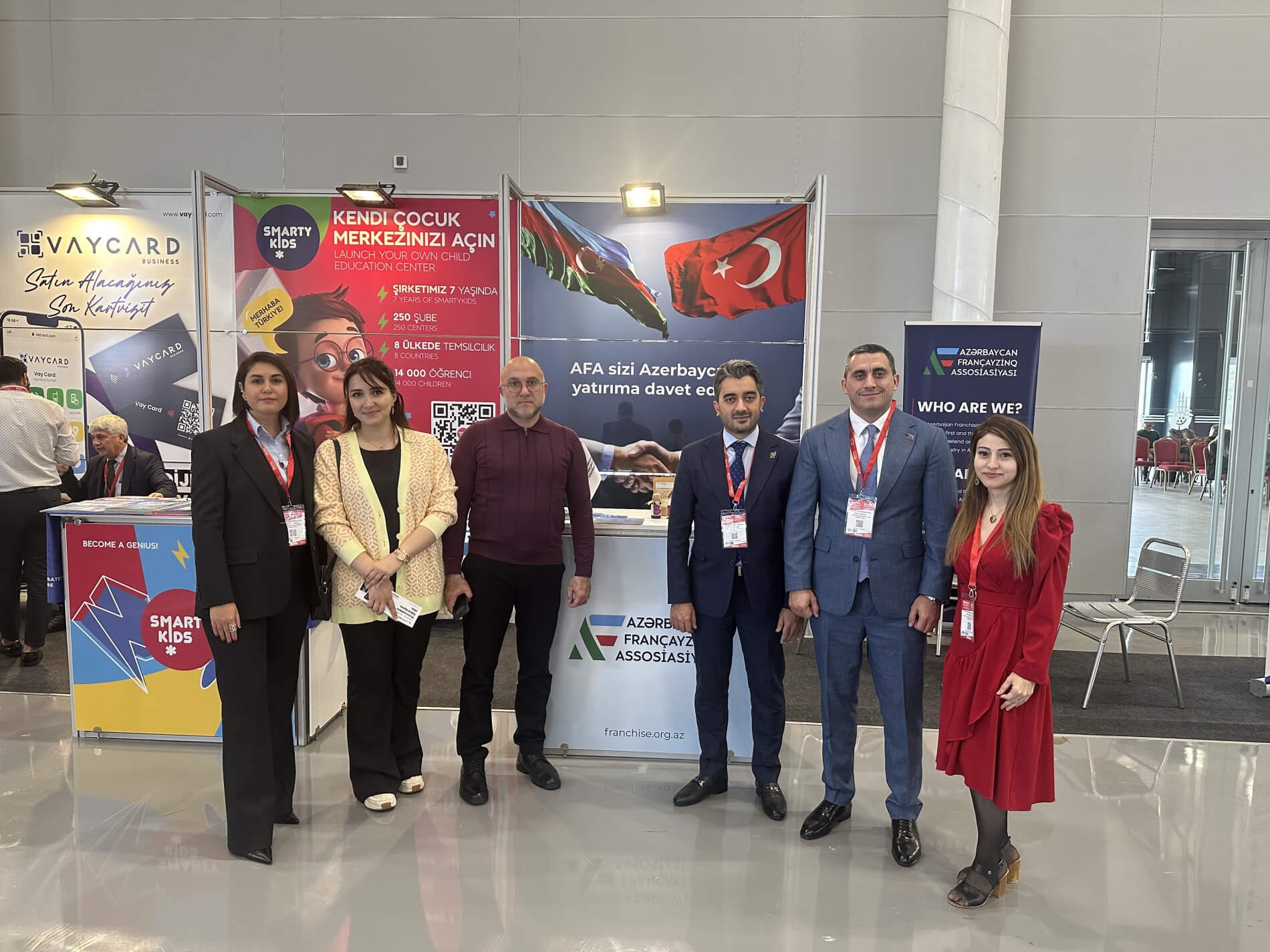 The Deputy Chairman of KOBIA and the Head of KOBSKA visited the stand of the Azerbaijan Franchise Association at the “Bayim Olurmusun” forum.